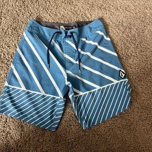 Volcom Boy’s Blue and White Patterned Board Shorts